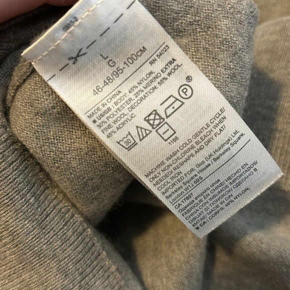 Banana Republic women’s gray crew neck wool blend sweater size large - Picture 8 of 8